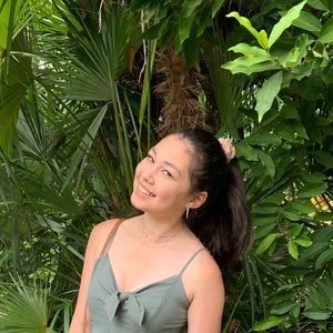 Meet your Posher, Jillian